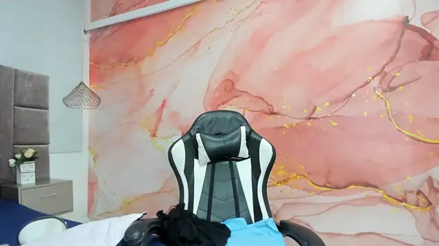 laliItaclark online show from 28, 3, 2026