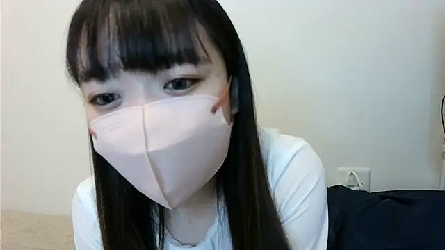 Snapshot of yua_chan00 chatting on 25, 10, 2025 yua chan00 online show from 25, 10, 2025