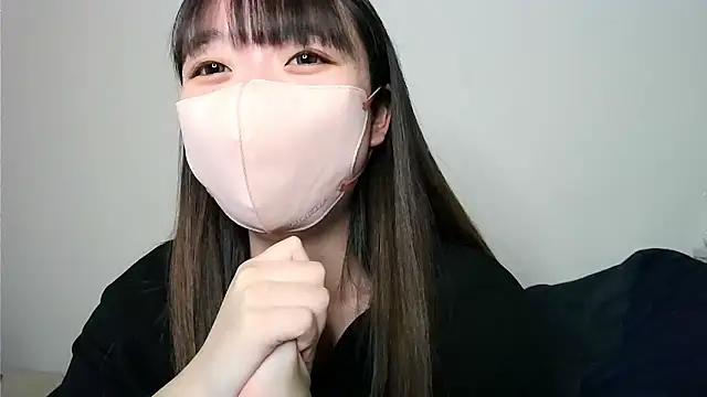 Snapshot of yua_chan00 chatting on 9, 11, 2025 yua chan00 online show from 9, 11, 2025