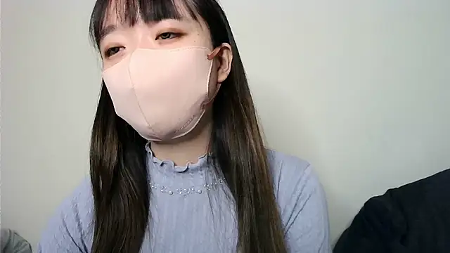 Snapshot of yua_chan00 chatting on 14, 11, 2025 yua chan00 online show from 14, 11, 2025