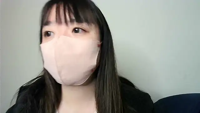 Snapshot of yua_chan00 chatting on 17, 12, 2025 yua chan00 online show from 17, 12, 2025