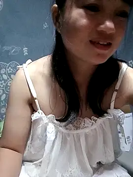 Snapshot of Noelle-e chatting on 2, 12, 2025 Noelle-e online show from 2, 12, 2025