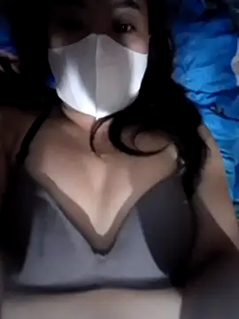 Snapshot of Phoena-a chatting on 9, 11, 2025 Phoena-a online show from 9, 11, 2025