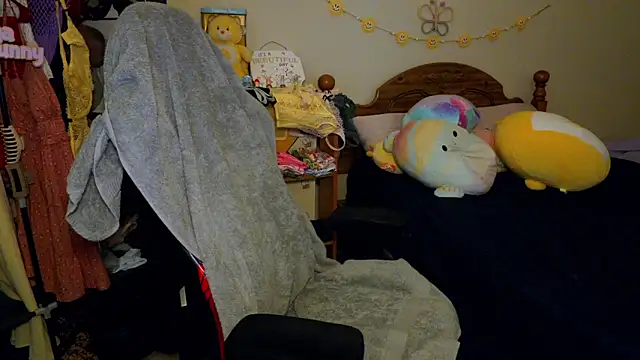 sugasunny04 online show from 25, 6, 2026