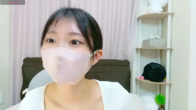 Snapshot of rei_chaaan chatting on 1, 11, 2025 rei chaaan online show from 1, 11, 2025