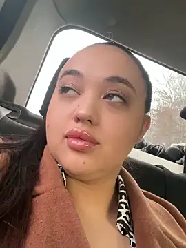 Snapshot of Sun-After-Rine chatting on 4, 11, 2025 Sun-After-Rine online show from 4, 11, 2025