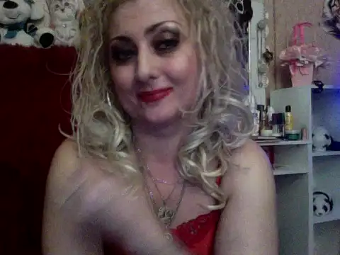 Snapshot of xHot_Amazonq chatting on 7, 11, 2025 xHot Amazonq online show from 7, 11, 2025