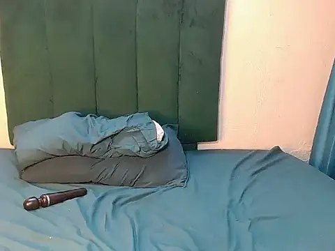 Lisa-001 online show from 31, 10, 2025