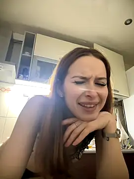 Snapshot of AmberlyCarr chatting on 14, 11, 2025 AmberlyCarr online show from 14, 11, 2025