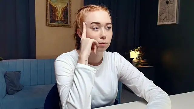 Snapshot of AddieOsler chatting on 14, 11, 2025 AddieOsler online show from 14, 11, 2025