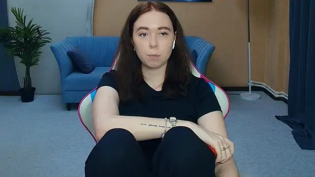 Snapshot of AddieOsler chatting on 13, 5, 2026 AddieOsler online show from 13, 5, 2026