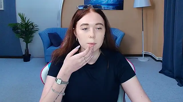Snapshot of AddieOsler chatting on 19, 5, 2026 AddieOsler online show from 19, 5, 2026