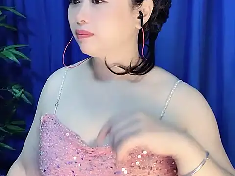 yaoyao22678 online show from 6, 11, 2025