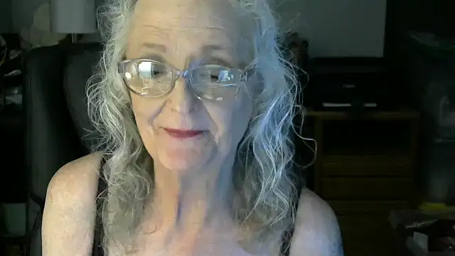 Snapshot of JoleneDelacroix chatting on 30, 11, 2025 JoleneDelacroix online show from 30, 11, 2025
