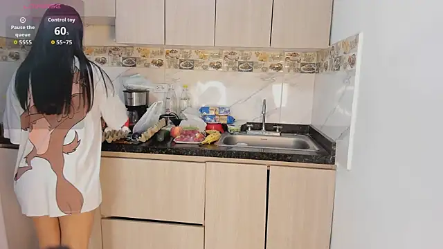 Snapshot of NhoanBrunette chatting on 22, 11, 2025 NhoanBrunette online show from 22, 11, 2025