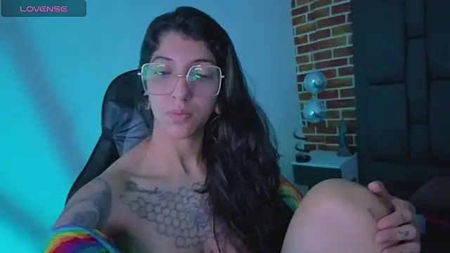 Snapshot of ghostwomaan chatting on 27, 11, 2025 ghostwomaan online show from 27, 11, 2025