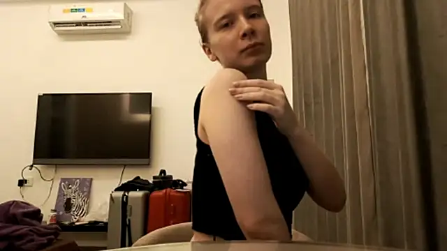 Snapshot of MargaretFairy chatting on 22, 11, 2025 MargaretFairy online show from 22, 11, 2025