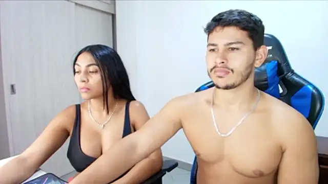 sophia and alex online show from 13, 11, 2025