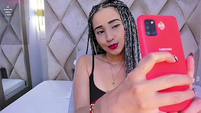 violett rabbit  online show from 27, 11, 2025