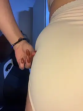 Im Saraaaa online show from 11, 2, 2026