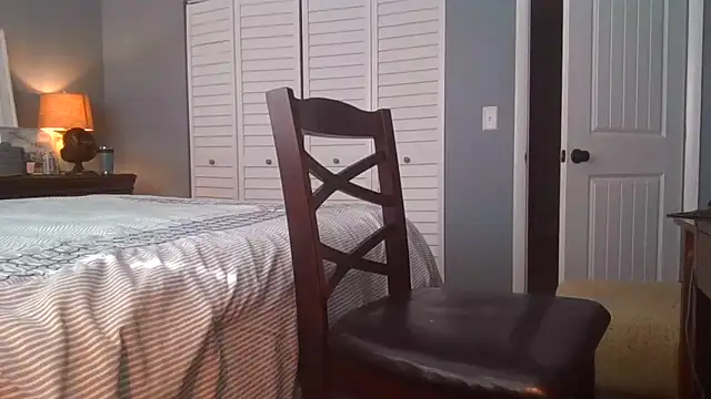 Hooshung mvers8 online show from 6, 11, 2025