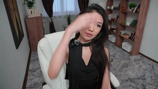 OnieClose online show from 5, 12, 2025