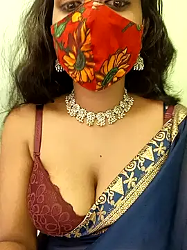 Snapshot of menaxi-baby7 chatting on 13, 11, 2025 menaxi-baby7 online show from 13, 11, 2025