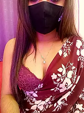 Snapshot of menaxi-baby7 chatting on 5, 1, 2026 menaxi-baby7 online show from 5, 1, 2026