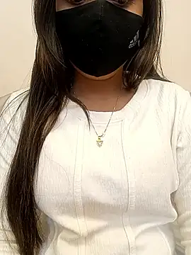 Snapshot of menaxi-baby7 chatting on 15, 1, 2026 menaxi-baby7 online show from 15, 1, 2026