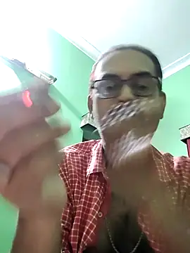 Snapshot of hairyguylove chatting on 26, 10, 2025 hairyguylove online show from 26, 10, 2025