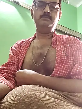 Snapshot of hairyguylove chatting on 27, 10, 2025 hairyguylove online show from 27, 10, 2025