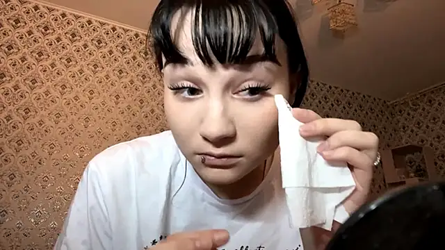 SofiaDreams09 online show from 28, 10, 2025