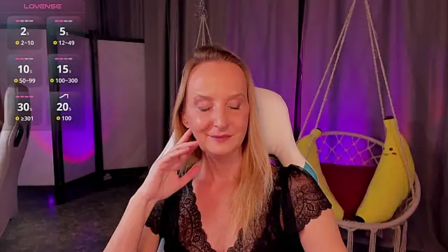 ScarlettPalmer online show from 14, 1, 2026