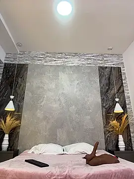 Hannahpradaa  online show from 16, 12, 2025