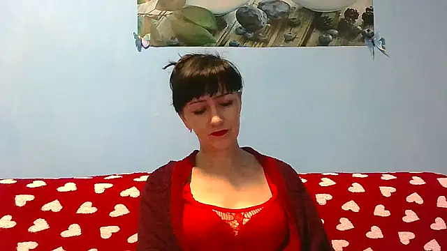 Snapshot of IffetLove42 chatting on 21, 11, 2025 IffetLove42 online show from 21, 11, 2025