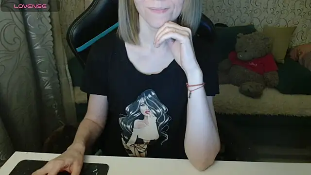 Snapshot of _Alisa_Allison_ chatting on 27, 10, 2025 Alisa Allison online show from 27, 10, 2025