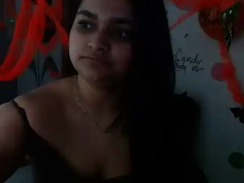 Snapshot of EmmaPayton_ chatting on 28, 10, 2025 EmmaPayton online show from 28, 10, 2025