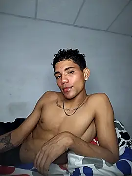 Snapshot of Alex_Sweeting chatting on 16, 11, 2025 Alex Sweeting online show from 16, 11, 2025