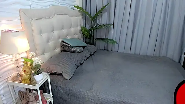 Snapshot of UnforgetableAsianCock chatting on 20, 11, 2025 UnforgetableAsianCock online show from 20, 11, 2025