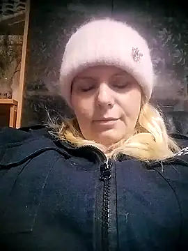 Snapshot of Lana-murr chatting on 2, 3, 2026 Lana-murr online show from 2, 3, 2026