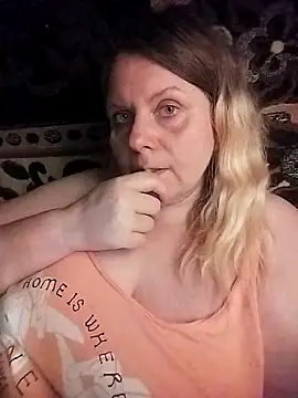 Snapshot of Lana-murr chatting on 15, 3, 2026 Lana-murr online show from 15, 3, 2026