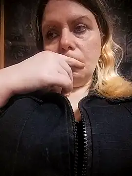 Snapshot of Lana-murr chatting on 18, 3, 2026 Lana-murr online show from 18, 3, 2026