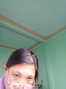 bella-la online show from 2, 11, 2025