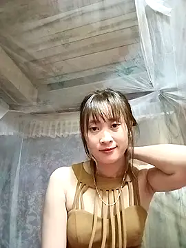 Snapshot of Em_xinh01 chatting on 30, 10, 2025 Em xinh01 online show from 30, 10, 2025