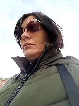 Piediniecollant online show from 18, 3, 2026