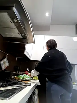 Piediniecollant online show from 19, 3, 2026