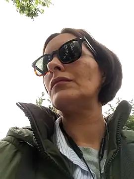 Piediniecollant online show from 13, 4, 2026