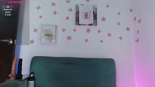 Snapshot of evelinmartinez chatting on 24, 7, 2026 evelinmartinez online show from 24, 7, 2026