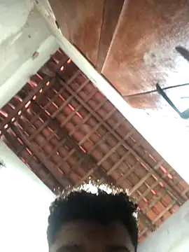 Snapshot of Ralf2011 chatting on 16, 12, 2025 Ralf2011 online show from 16, 12, 2025