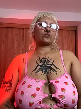 pinkbaddie777 online show from 7, 11, 2025